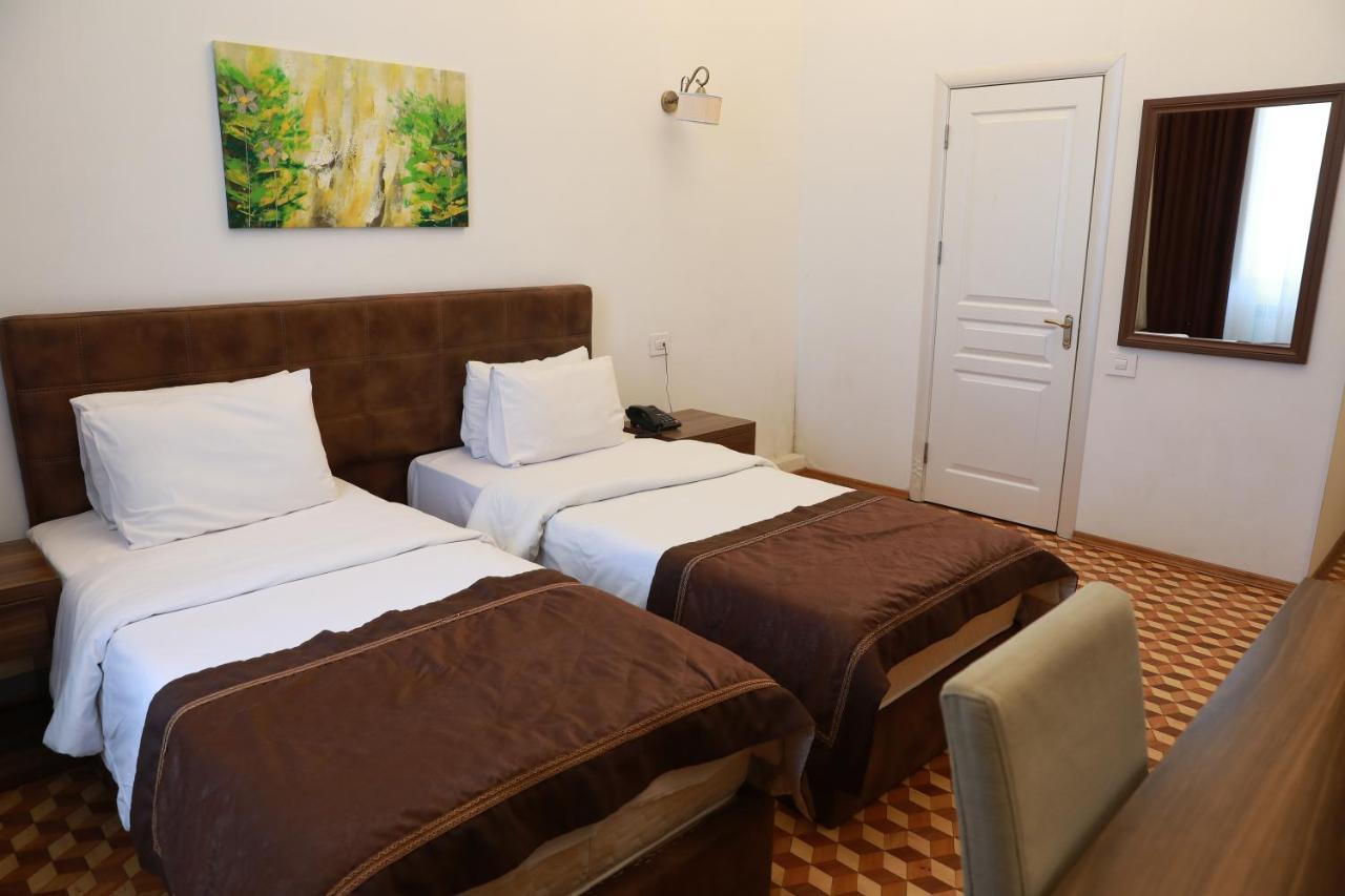 Malakan Hotel Baku Exteriör bild