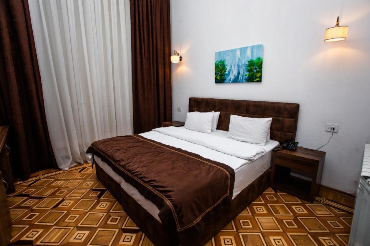 Malakan Hotel Baku Exteriör bild